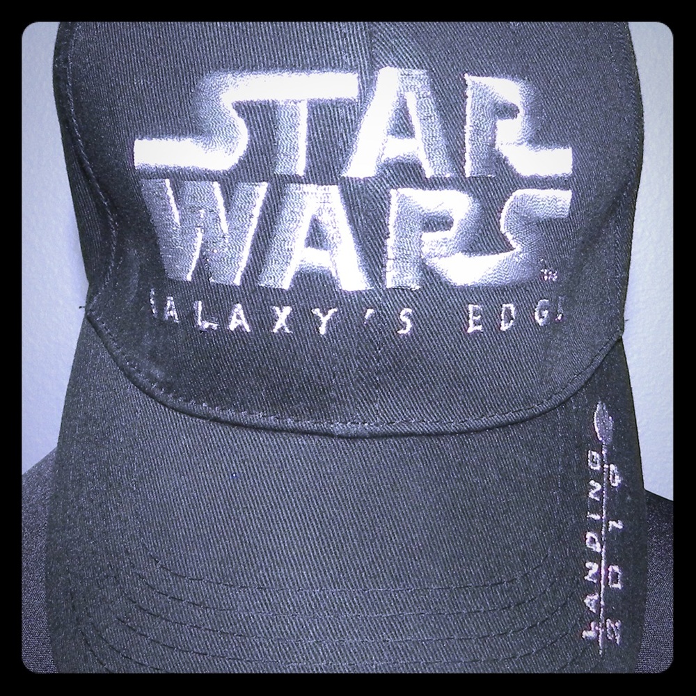 Disney Star Wars Galaxy’s Edge Baseball Hat NWT